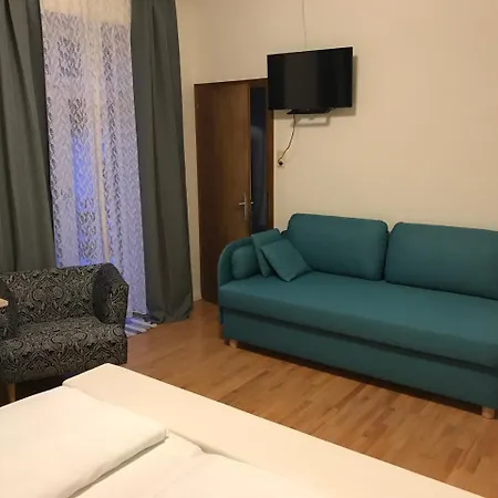 ホテル Rettensteinerhof Wirtshaus