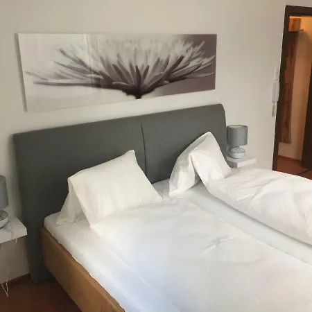 Rettensteinerhof Wirtshaus ホテル *