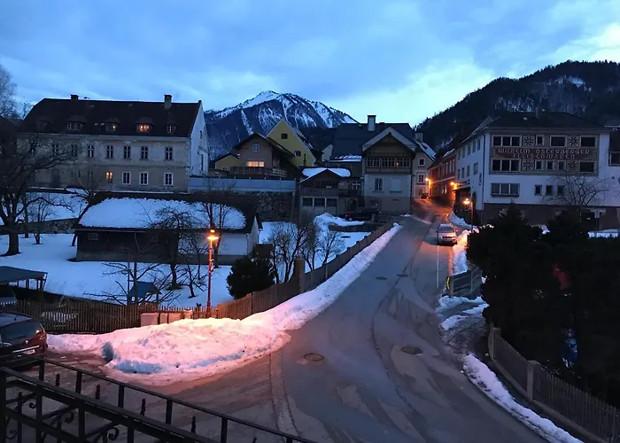 Rettensteinerhof Wirtshaus Hotel *